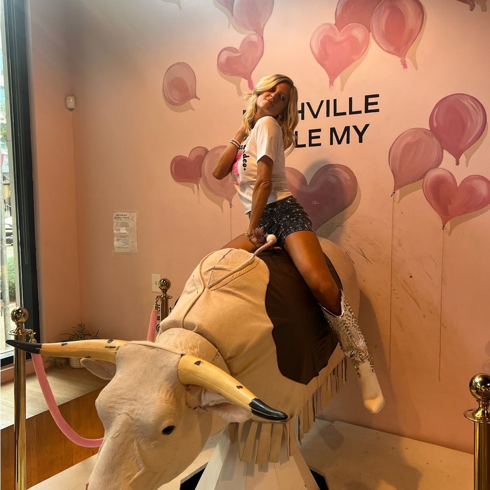 Meet your Posher, Rachel